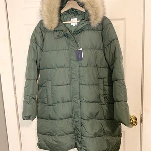 Gap puffer coat